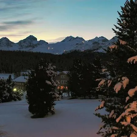 Chesa Linaira Apartmán Pontresina